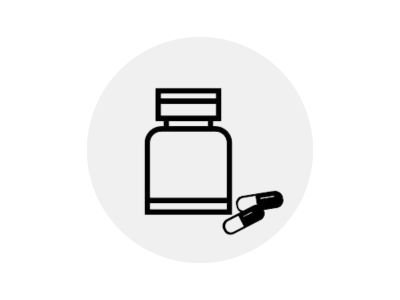 card com imagem de vidro com cápsulas de suplemento.